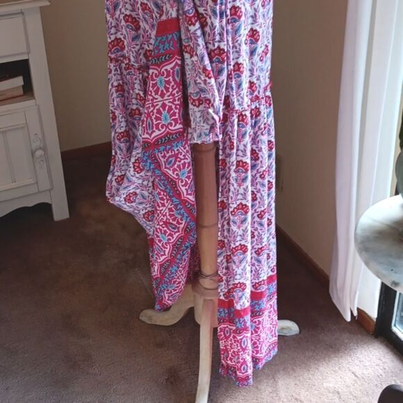 Feather & Find Maxi Dress - Picture 6 of 16